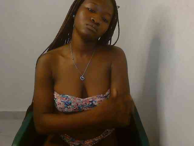 Sweet-fariha webcam