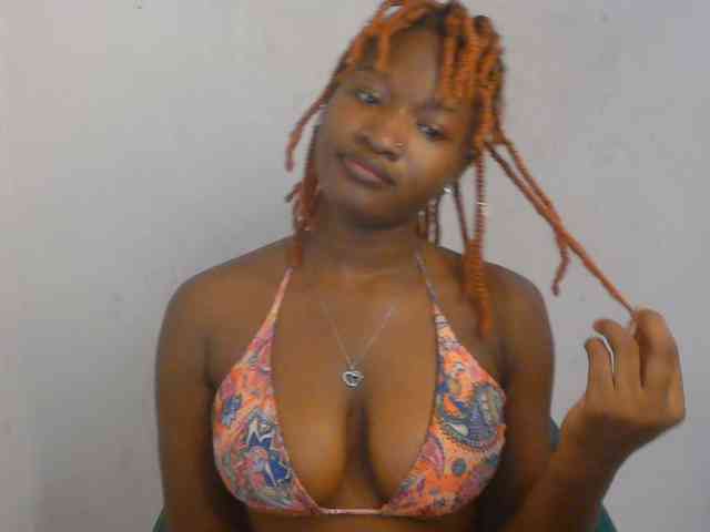 Sweet-fariha webcam