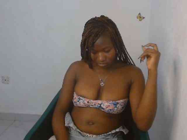 Sweet-fariha webcam