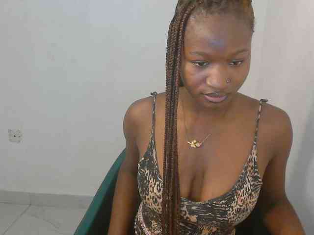 Sweet-fariha webcam
