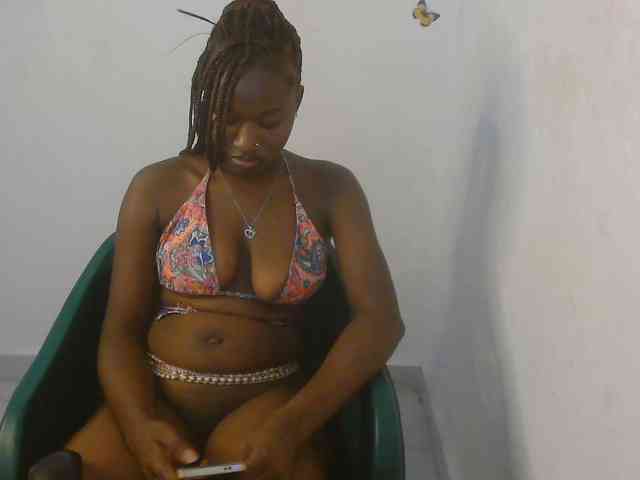 Sweet-fariha webcam