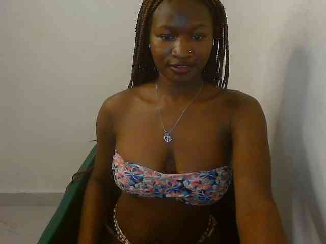 Sweet-fariha webcam