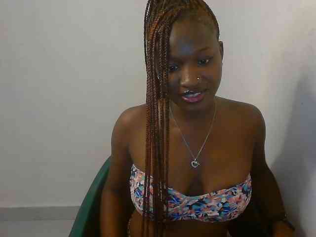 Sweet-fariha webcam
