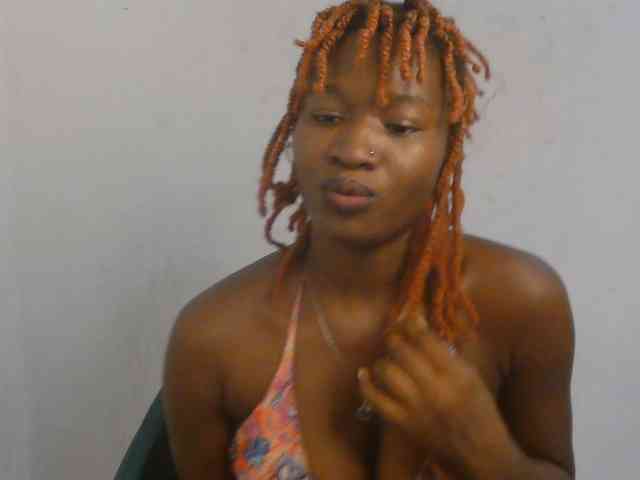Sweet-fariha webcam