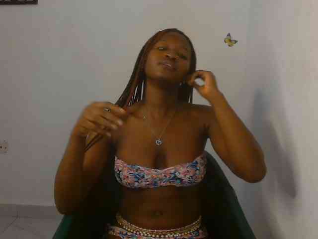 Sweet-fariha webcam