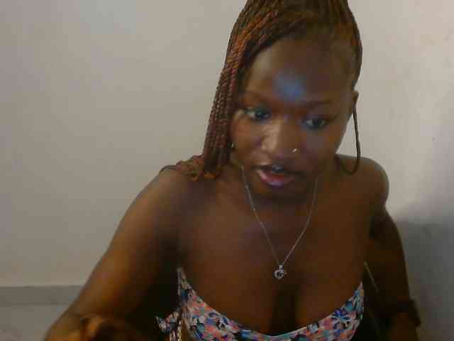Sweet-fariha webcam