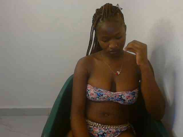 Sweet-fariha webcam