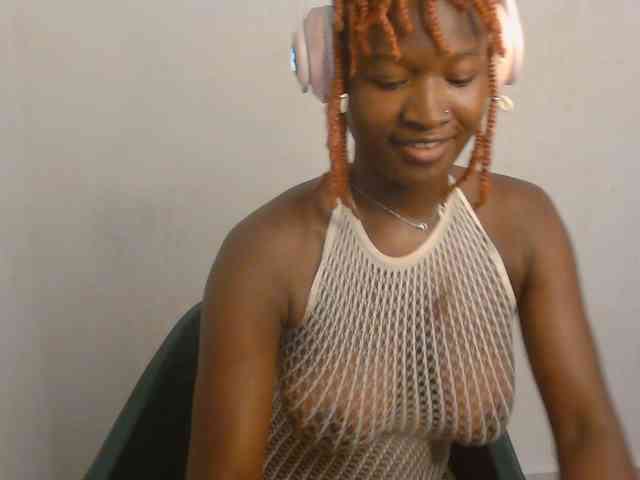 Sweet-fariha webcam