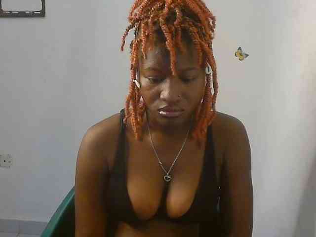 Sweet-fariha webcam