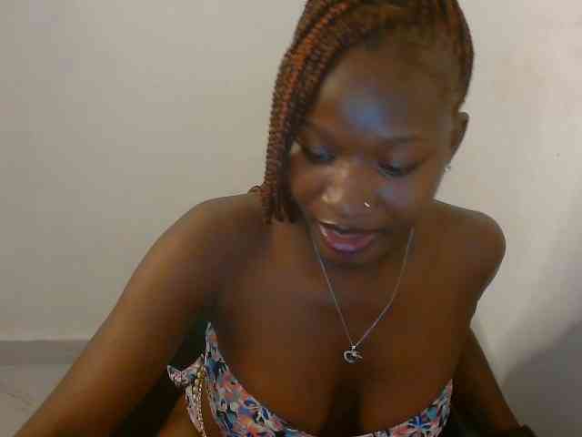 Sweet-fariha webcam