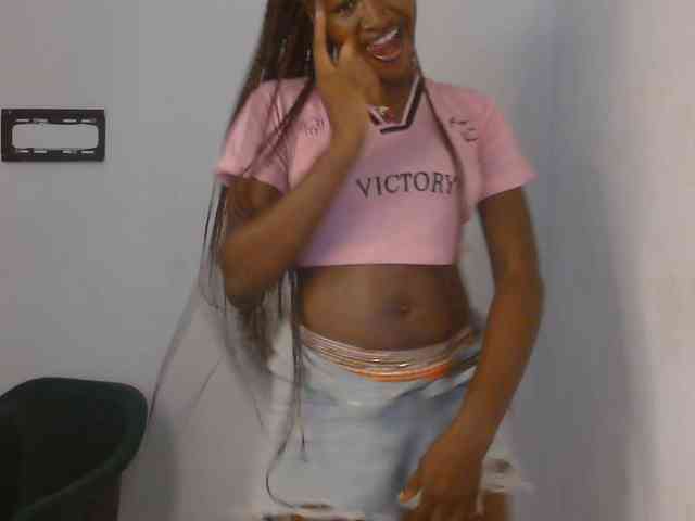 Sweet-fariha webcam