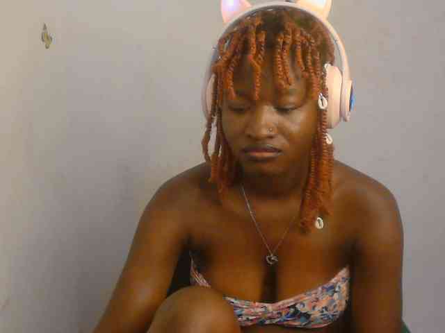 Sweet-fariha webcam