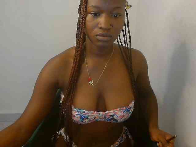 Sweet-fariha webcam