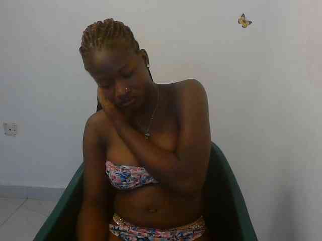 Sweet-fariha webcam