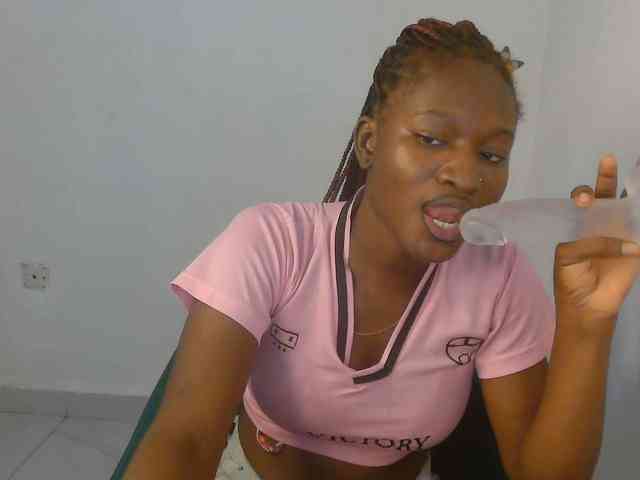 Sweet-fariha webcam