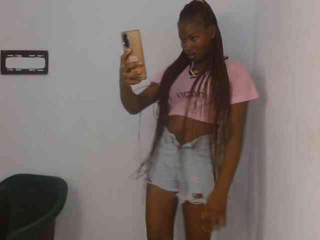 Sweet-fariha webcam