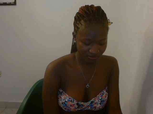 Sweet-fariha webcam
