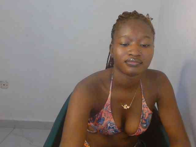 Sweet-fariha webcam