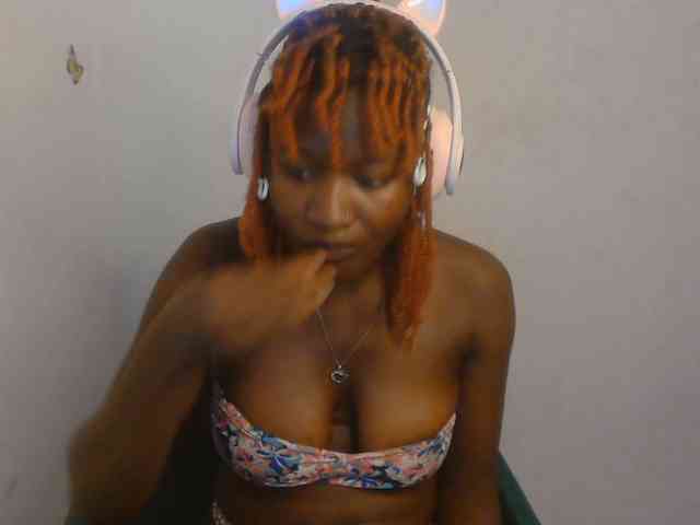 Sweet-fariha webcam