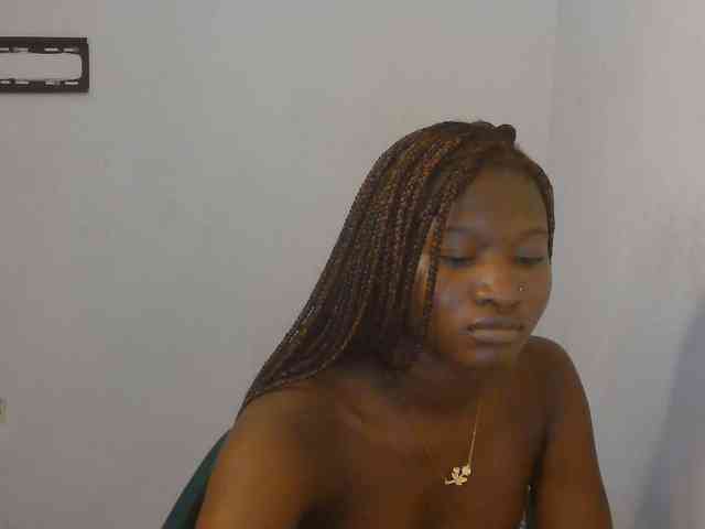 Sweet-fariha webcam
