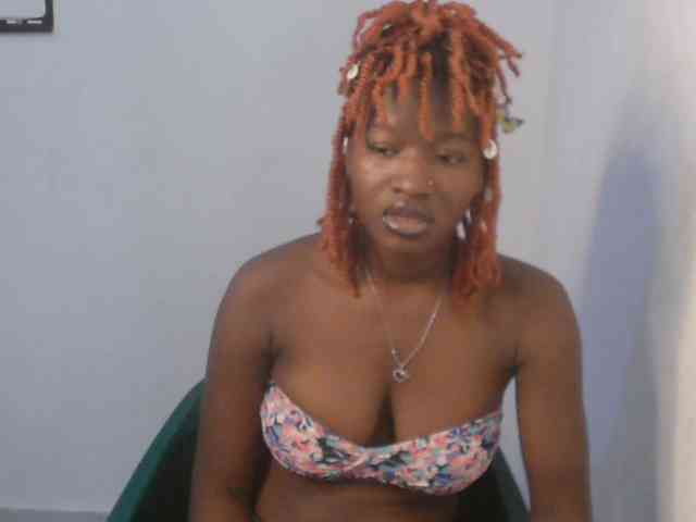 Sweet-fariha webcam