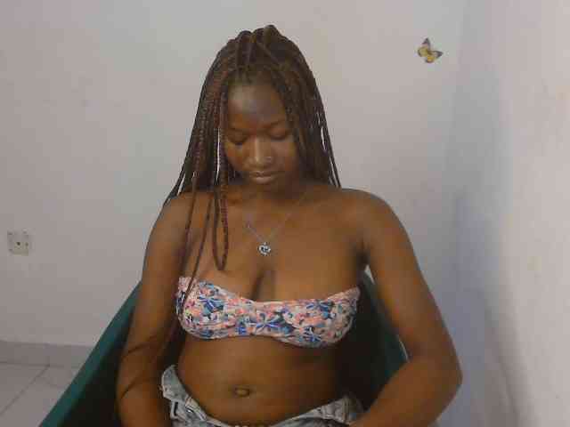 Sweet-fariha webcam