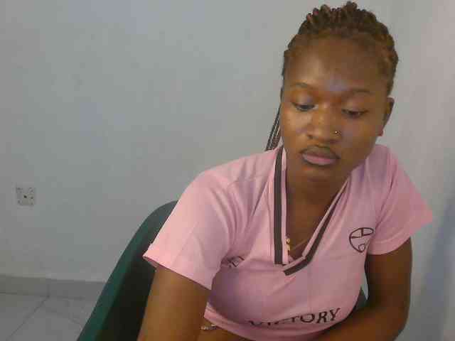 Sweet-fariha webcam