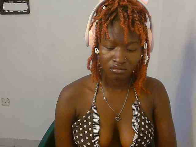 Sweet-fariha webcam