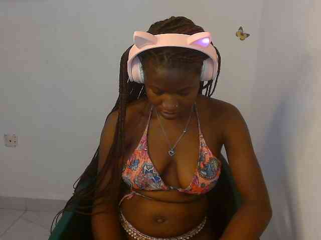 Sweet-fariha webcam