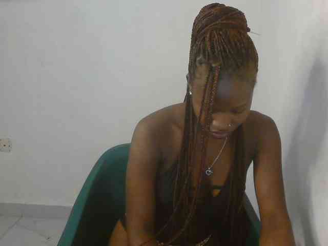 Sweet-fariha webcam