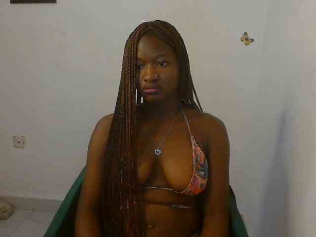 Sweet-fariha webcam