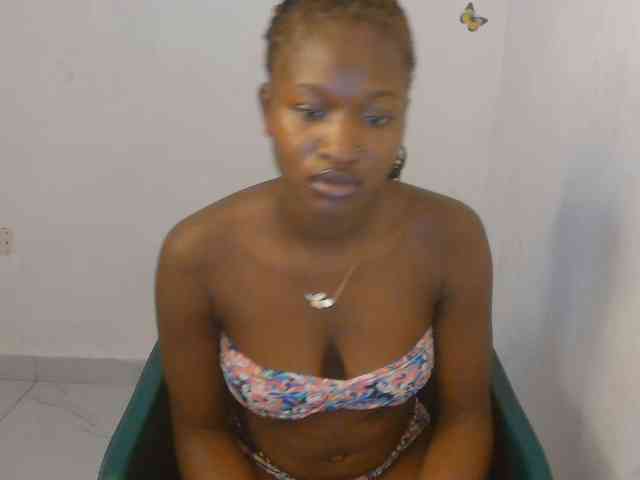Sweet-fariha webcam