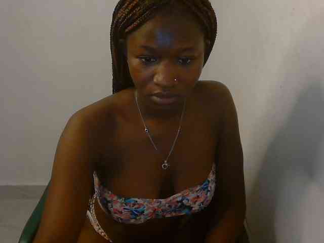 Sweet-fariha webcam