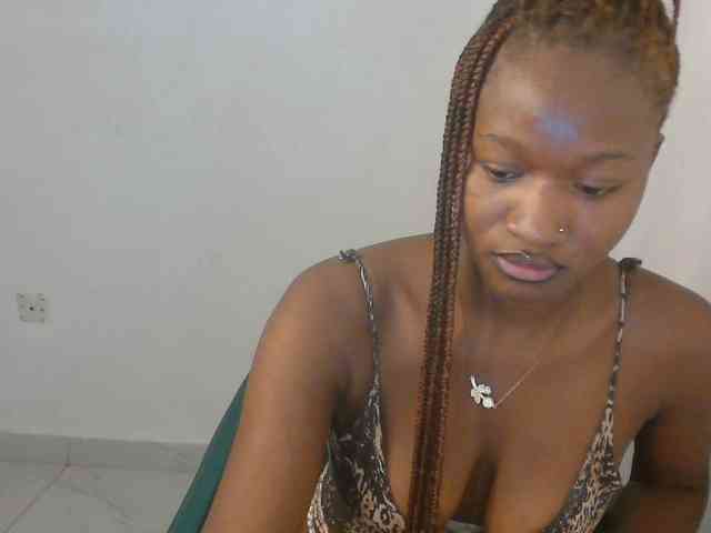 Sweet-fariha webcam