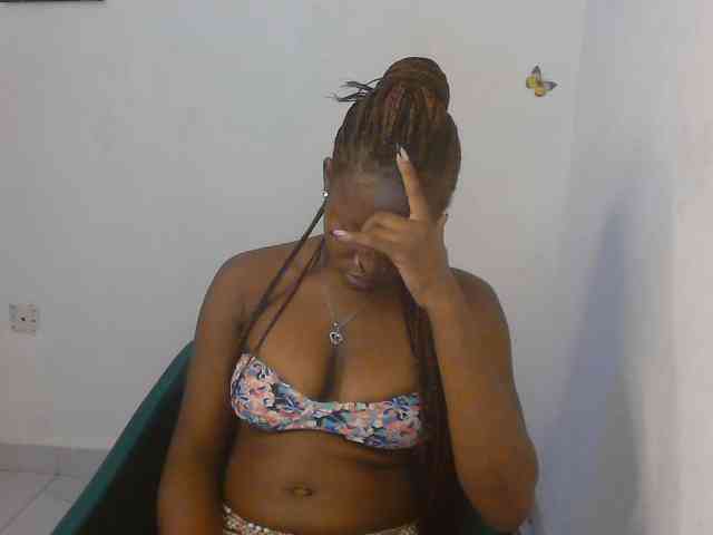 Sweet-fariha webcam