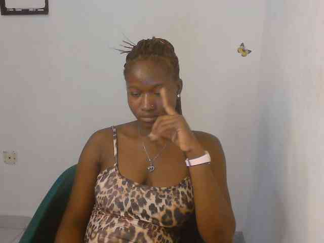 Sweet-fariha webcam