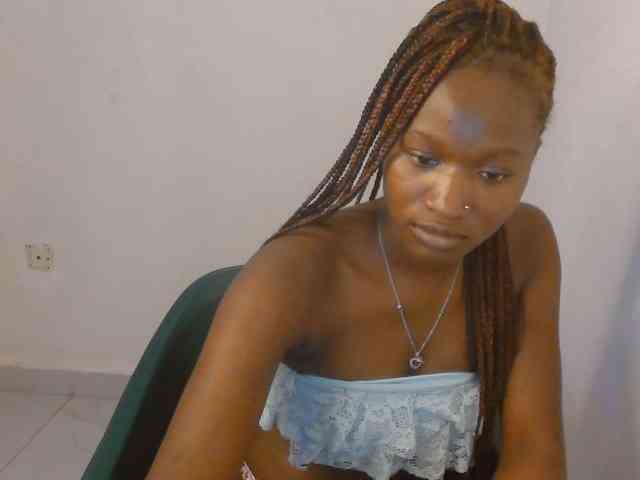 Sweet-fariha webcam