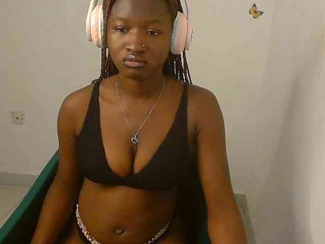 Sweet-fariha webcam