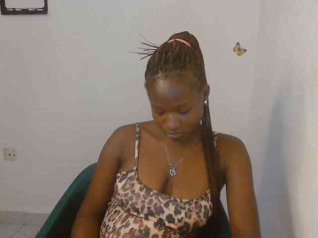 Sweet-fariha webcam