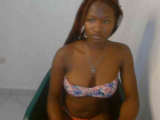 Sweet-fariha webcam