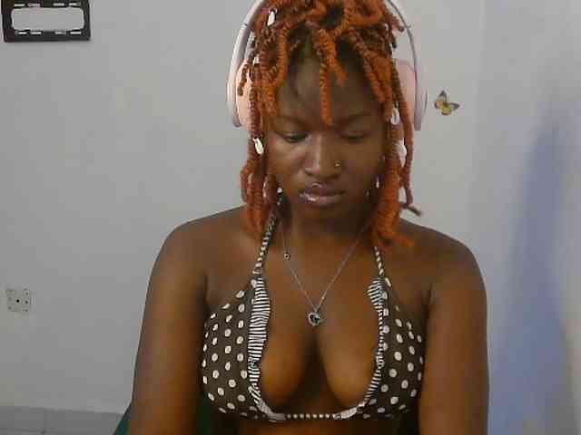 Sweet-fariha webcam