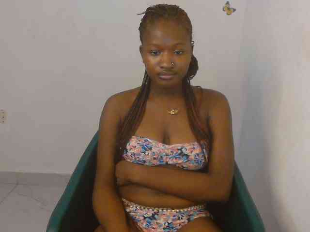 Sweet-fariha webcam