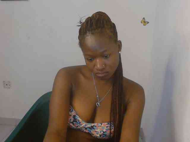 Sweet-fariha webcam