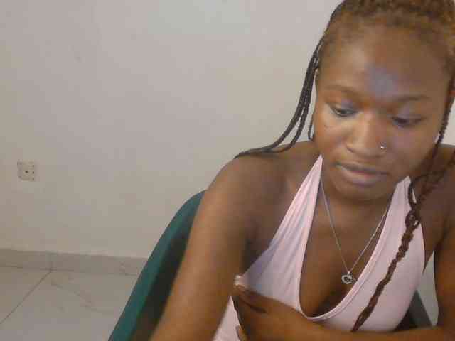 Sweet-fariha webcam