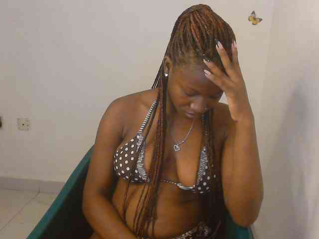 Sweet-fariha webcam