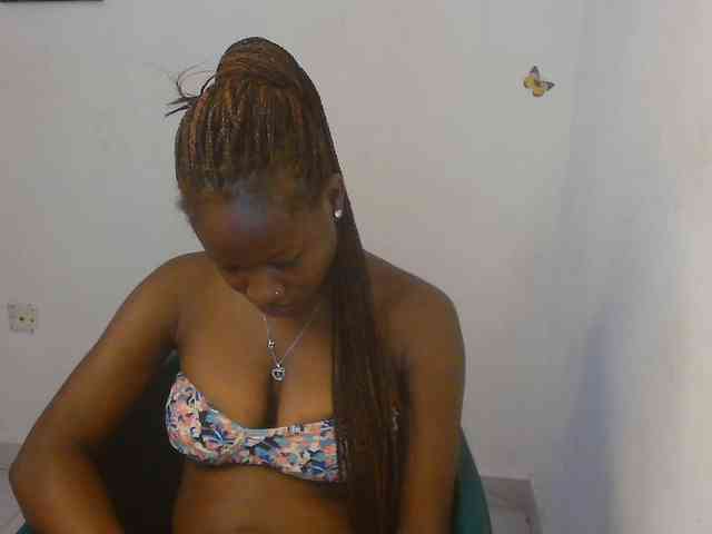 Sweet-fariha webcam