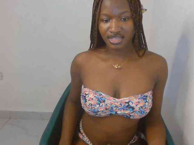 Sweet-fariha webcam