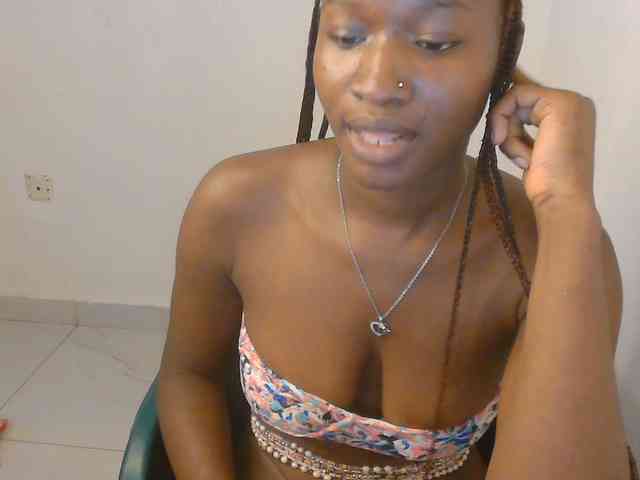 Sweet-fariha webcam