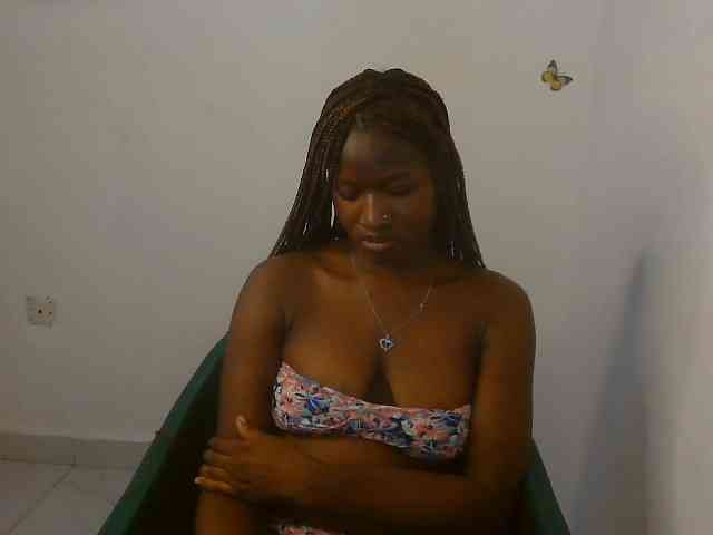 Sweet-fariha webcam