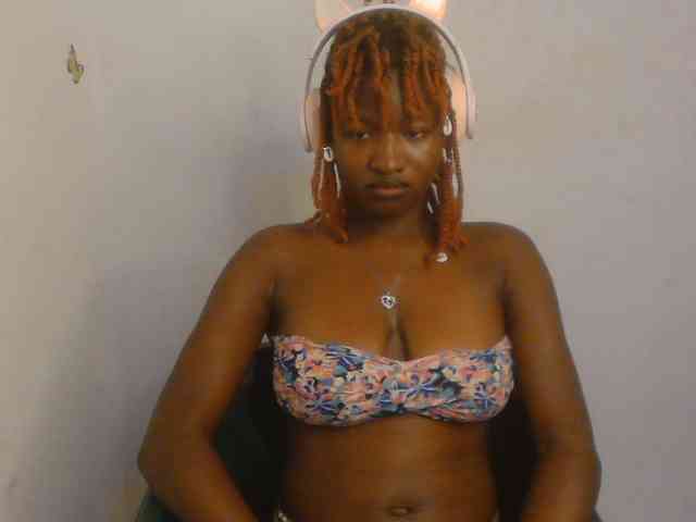Sweet-fariha webcam